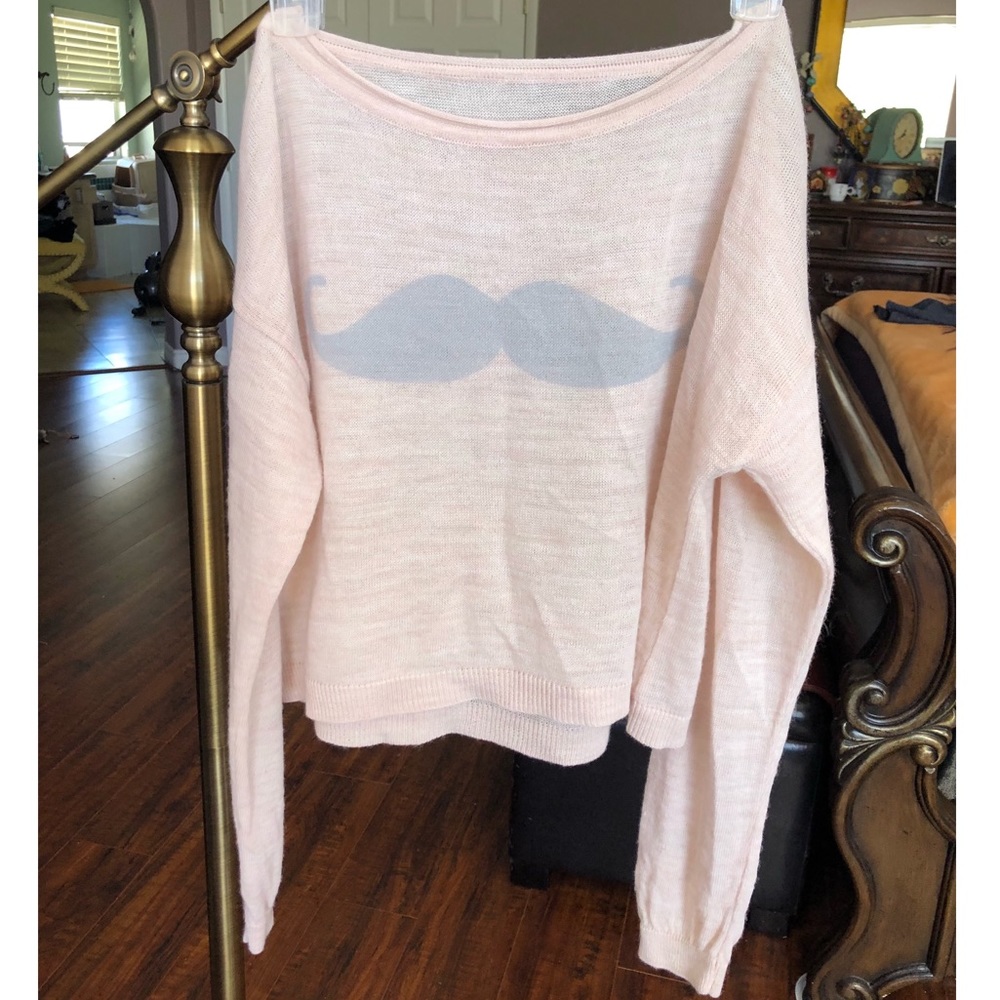 Crop Top Sweater - Picture 2 of 4